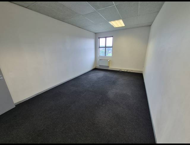 94M² OFFICE TO LET IN BRUMA